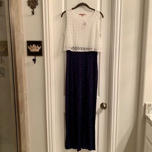 Casual Couture by Green Envelope Maxi Dress